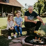 Stork Nest Treehouse - Ranc Jures Strkovo Gnezdo Οργανωμένο κάμπινγκ Ljutomer