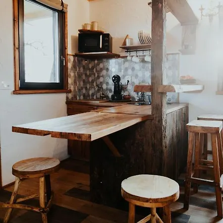 Stork Nest Treehouse - Ranc Jures Strkovo Gnezdo *