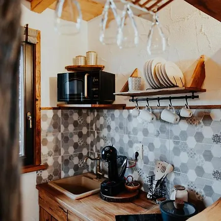Stork Nest Treehouse - Ranc Jures Strkovo Gnezdo Luksuzni šotor