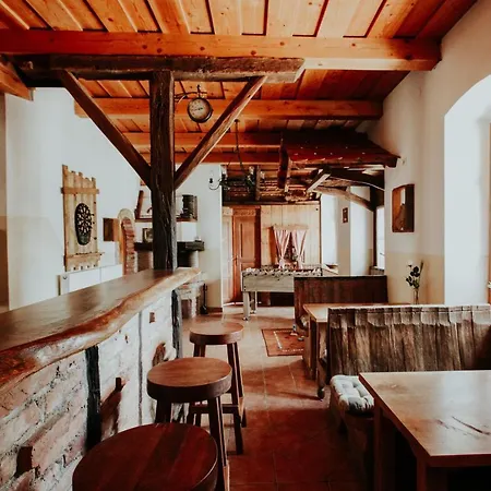 Treehouse Drevesna Hiska Strkovo Gnezdo Ranc Jures * Ljutomer