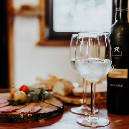 Treehouse Drevesna Hiska Strkovo Gnezdo Ranc Jures Campo de lujo