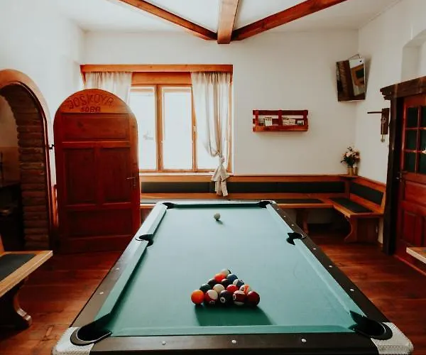 Treehouse Drevesna Hiska Strkovo Gnezdo Ranc Jures 럭셔리텐트 류토메르