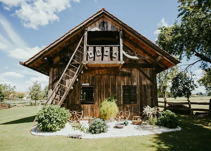 럭셔리텐트 Treehouse Drevesna Hiska Strkovo Gnezdo Ranc Jures *